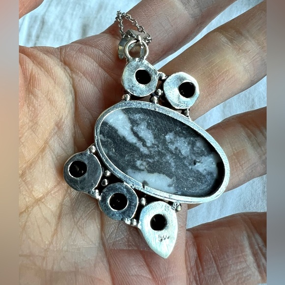 925 Good Vibes White Buffalo Turquoise Pendant Necklace - Picture 6 of 6
